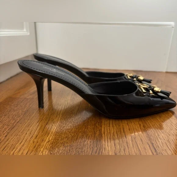 Louis Vuitton pumps size 38.5 EU (8US) - Picture 5 of 6